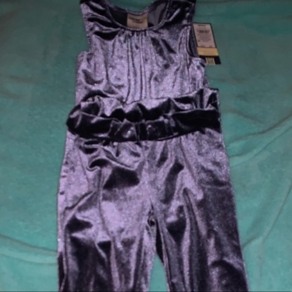 Genuine kids Oshkosh velvet romper - NWT - Picture 6 of 6